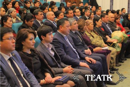 Сирдарё вилояти хокимяти ходимлари театримизда