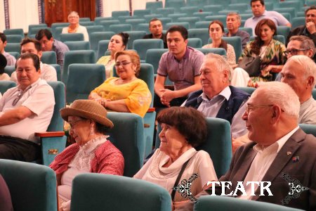 Камол театри билан Мастер клас