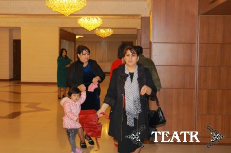 Ўзбек Миллий Академик драма театри Жиззах вилоятида