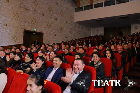 Ўзбек Миллий Академик драма театри Жиззах вилоятида