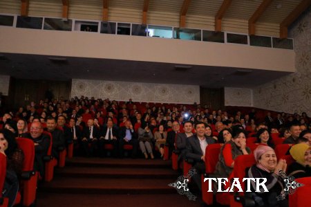 Ўзбек Миллий Академик драма театри Жиззах вилоятида