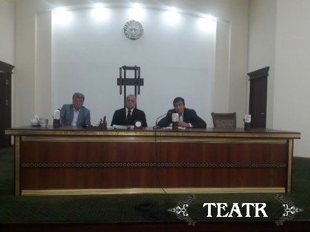 Ўзбек Миллий академик драма театрининг ижодкорлари Андижон вилоятининг Хонобод шаҳрида