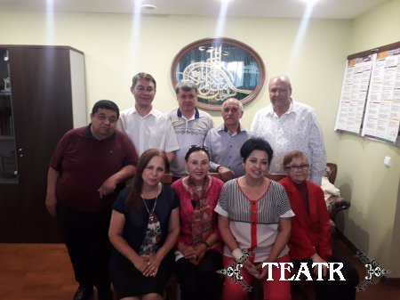 Ўзбек Миллий академик драма театри ижодкорлари Қозон шаҳрида