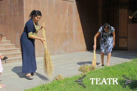 Ўзбек Миллий академик драма театри жамоаси ҳашарга муносиб иштирок этди.